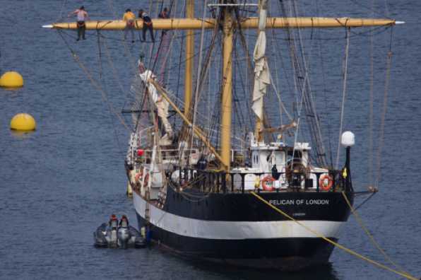 20 September 2022 - 14:12:11
Very soon the crew are sent aloft.
----------------------
Tall ship Pelican of London arrives in Dartmouth